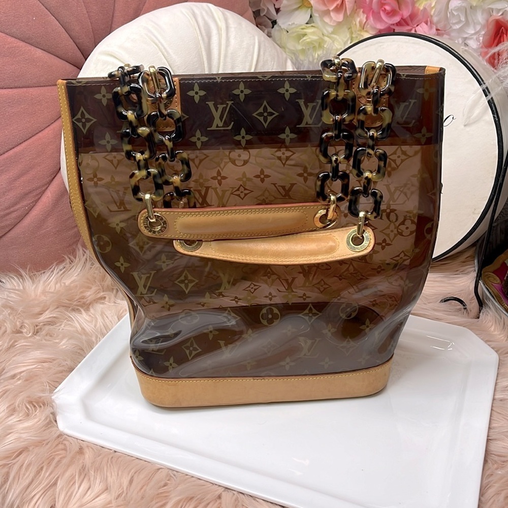LOUIS VUITTON SAC AMBRE MONOGRAM VINYL MM